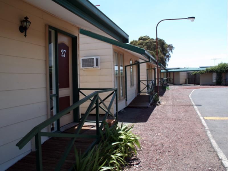 West City Motel Ardeer Kültér fotó
