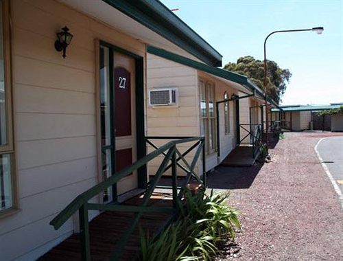 West City Motel Ardeer Kültér fotó
